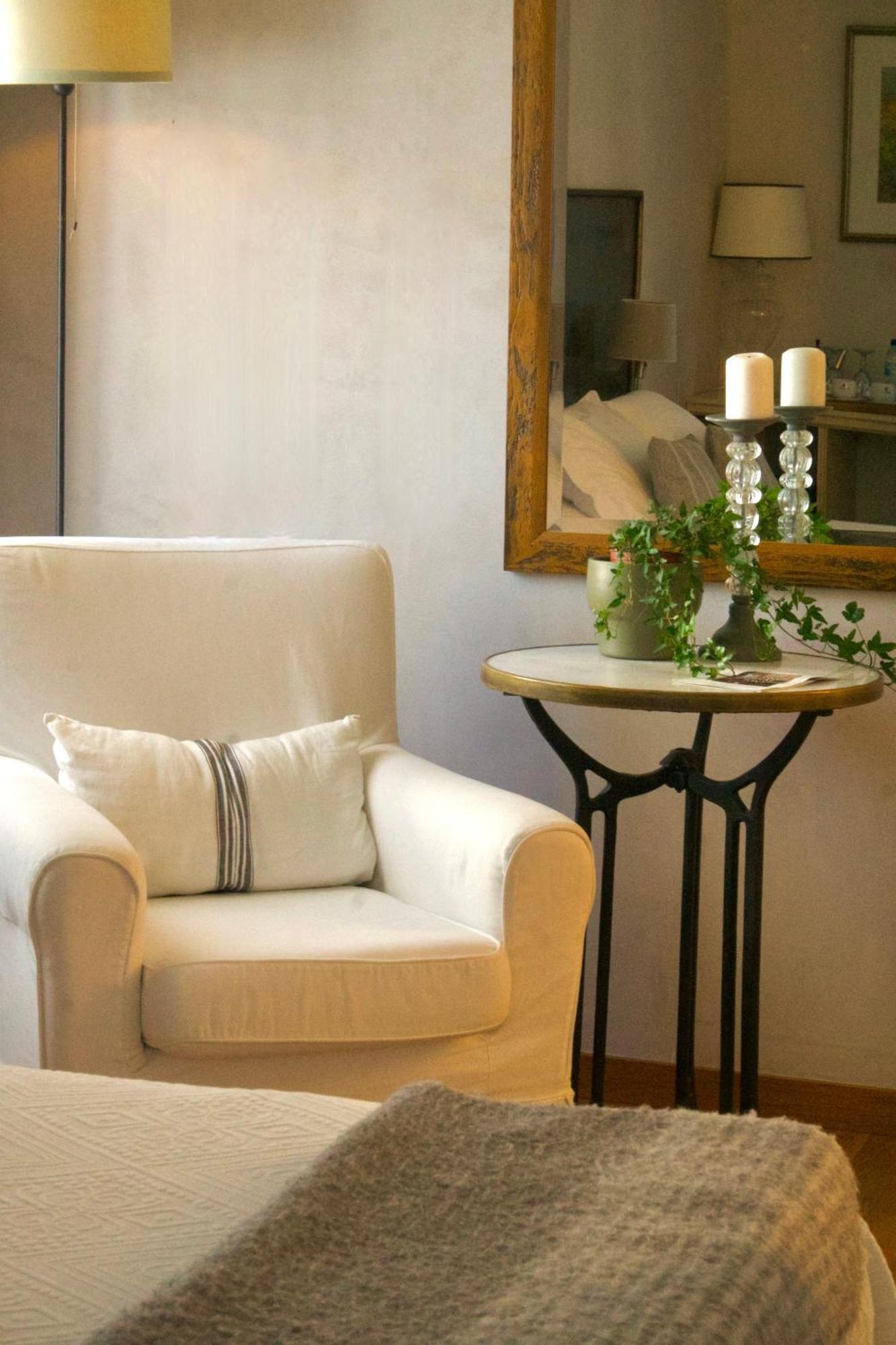 Hostal De La Placa - Hotel Boutique Cabrils Zewnętrze zdjęcie