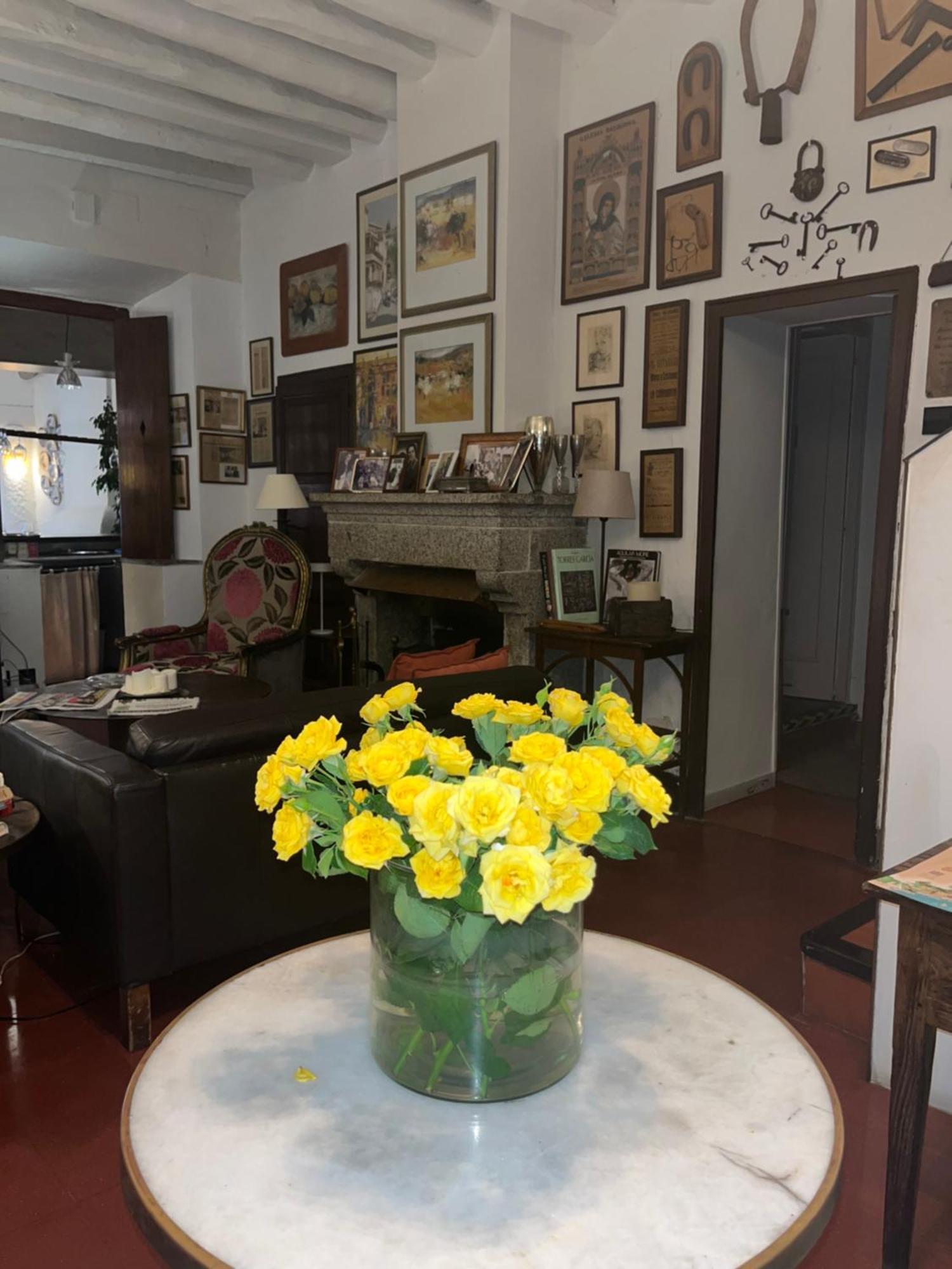 Hostal De La Placa - Hotel Boutique Cabrils Zewnętrze zdjęcie