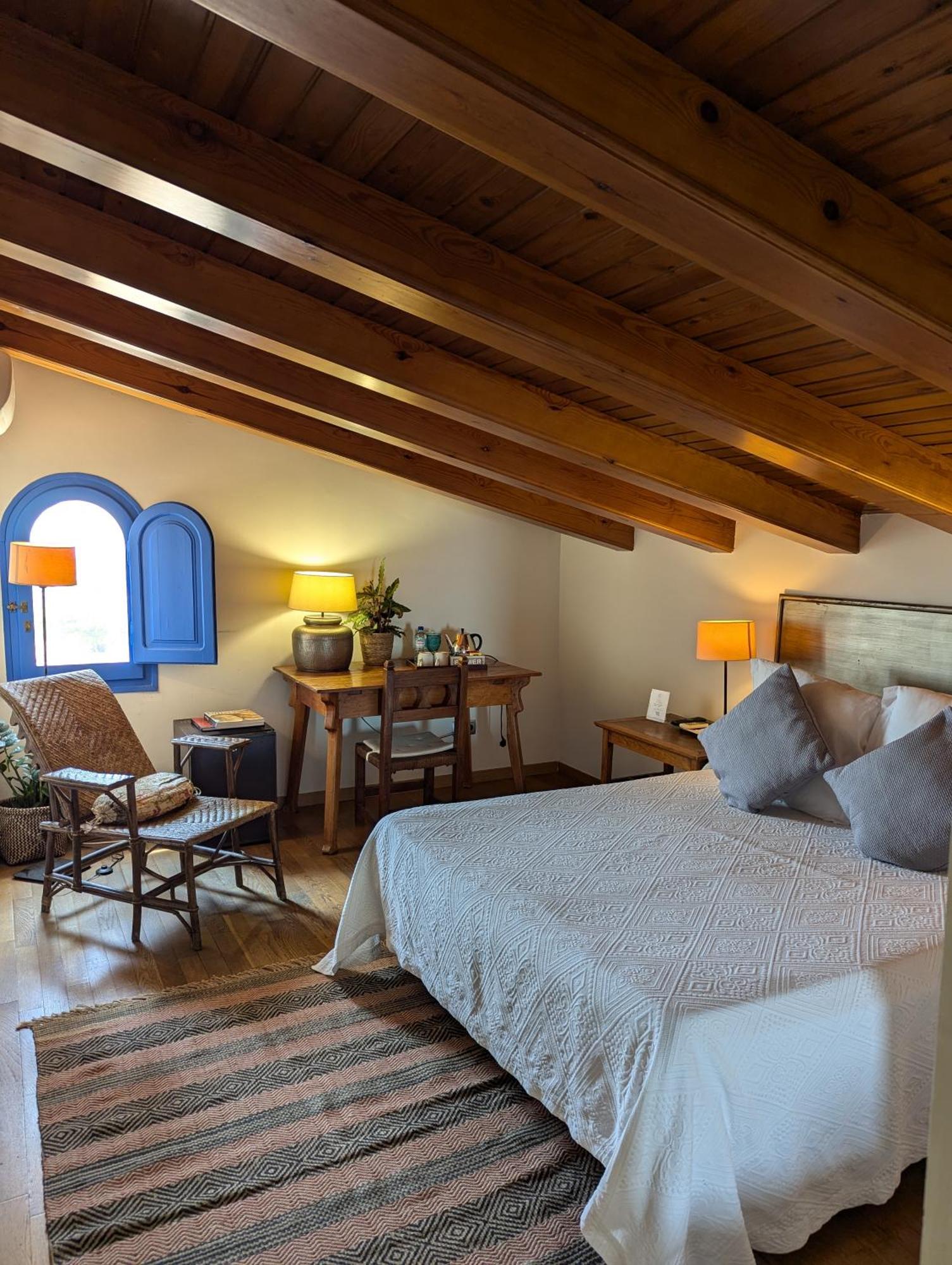 Hostal De La Placa - Hotel Boutique Cabrils Zewnętrze zdjęcie