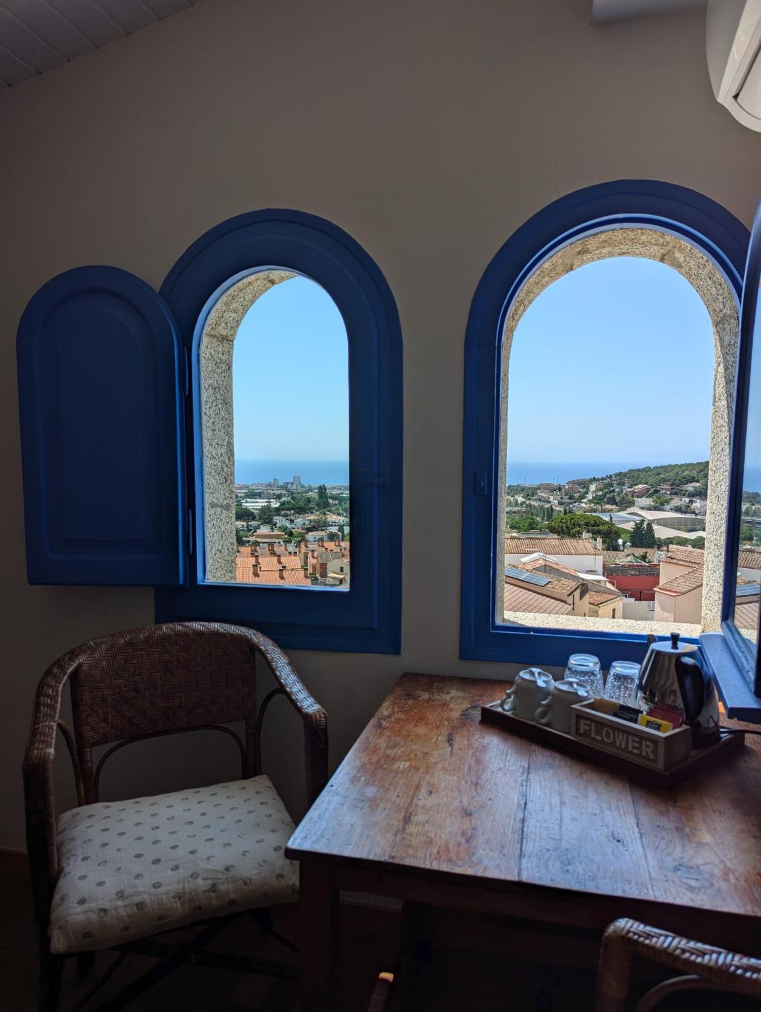 Hostal De La Placa - Hotel Boutique Cabrils Zewnętrze zdjęcie