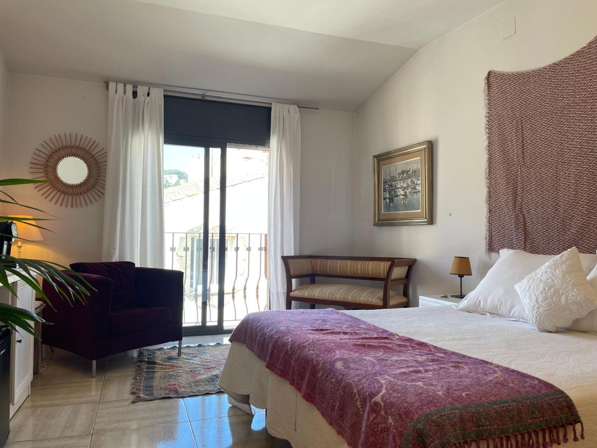 Hostal De La Placa - Hotel Boutique Cabrils Zewnętrze zdjęcie